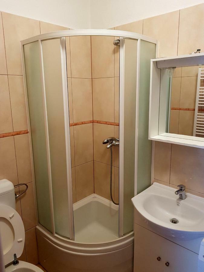 סנג' Apartment Duba מראה חיצוני תמונה